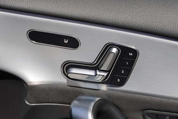 2025 Mercedes-Benz A-Class A200 V177