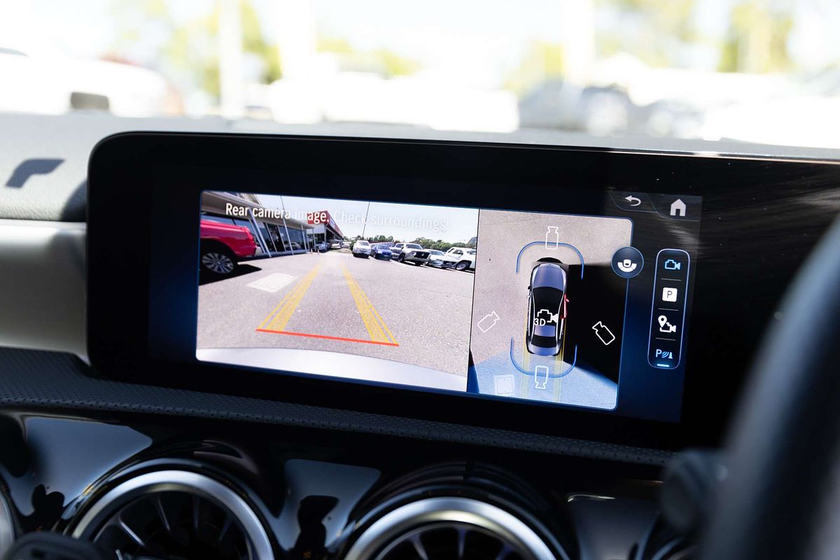 2025 Mercedes-Benz A-Class A200 V177