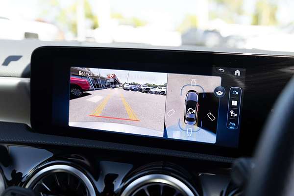 2025 Mercedes-Benz A-Class A200 V177