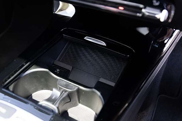 2025 Mercedes-Benz A-Class A200 V177