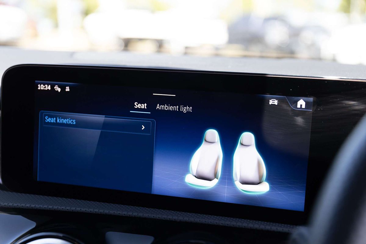 2025 Mercedes-Benz A-Class A200 V177