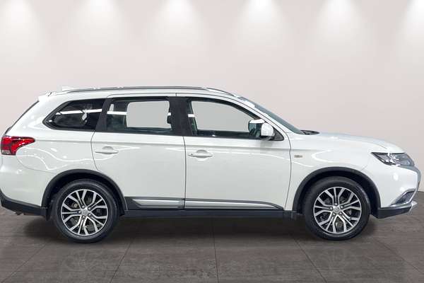 2018 Mitsubishi Outlander ES ADAS ZL