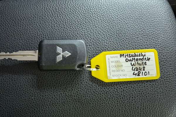 2018 Mitsubishi Outlander ES ADAS ZL