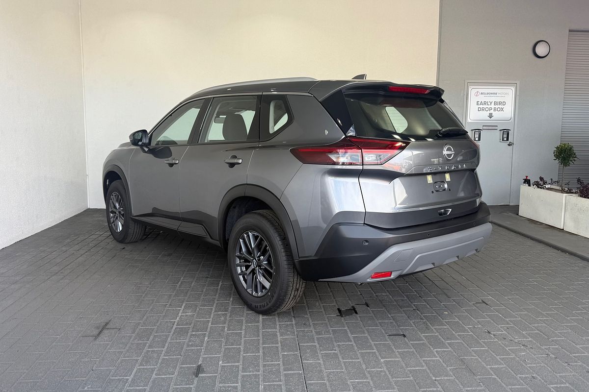 2025 Nissan X-TRAIL ST T33