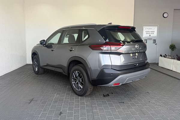 2025 Nissan X-TRAIL ST T33
