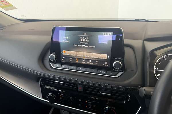 2025 Nissan X-TRAIL ST T33