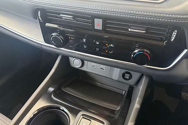 2025 Nissan X-TRAIL ST T33