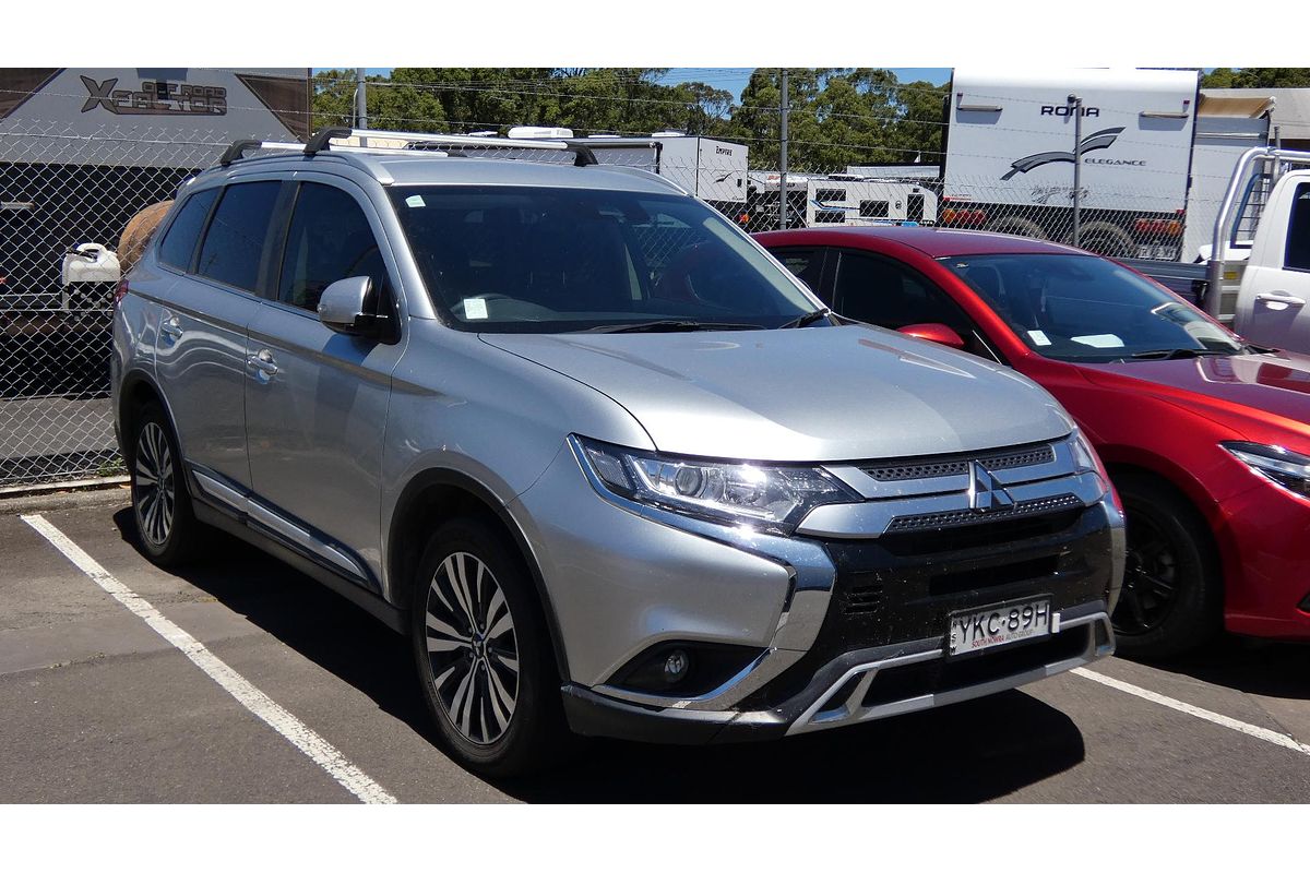 2020 Mitsubishi Outlander LS ZL