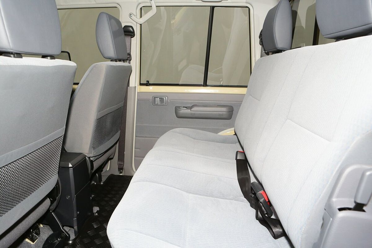 2025 Toyota Landcruiser GXL VDJL79R 4X4