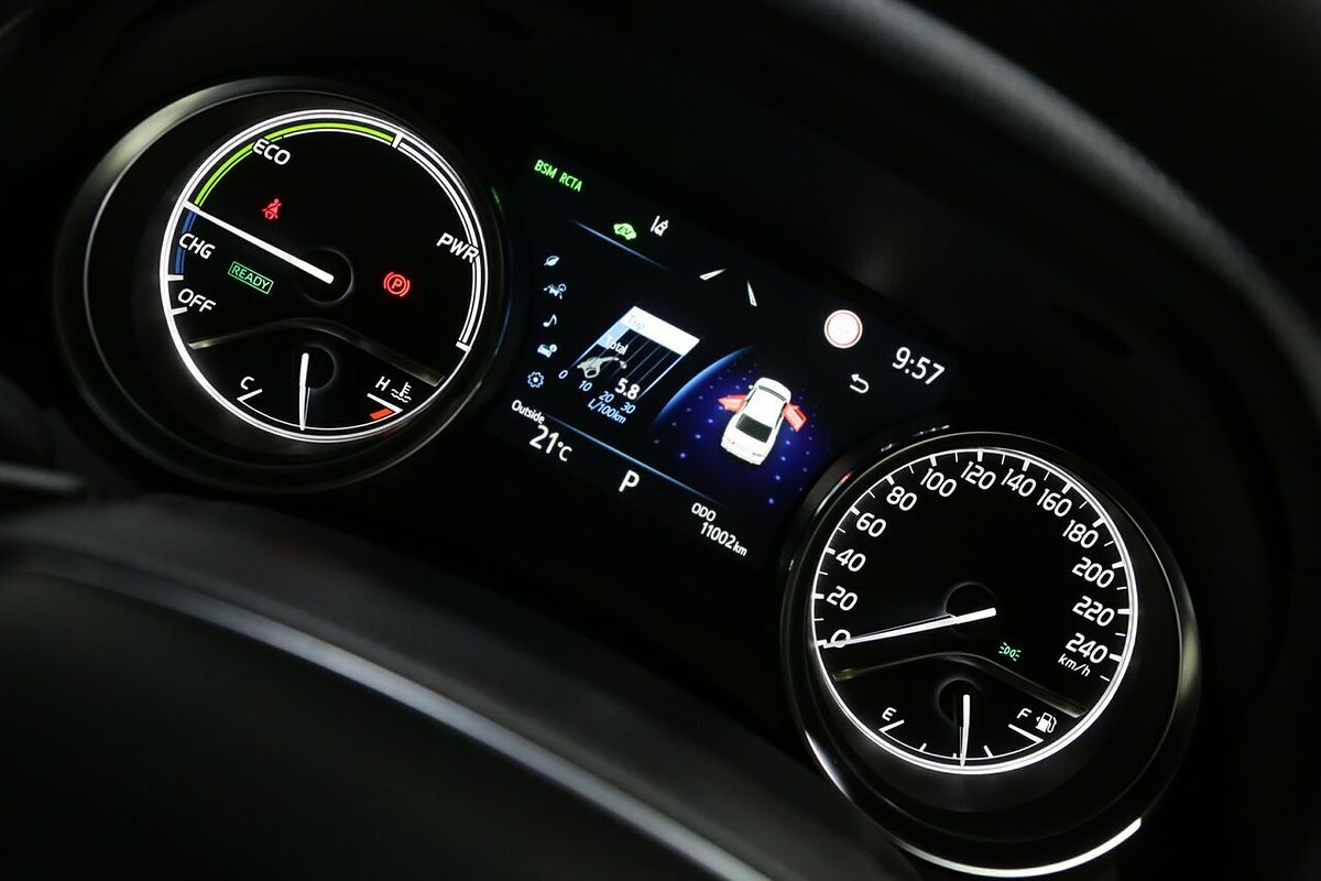 2024 Toyota Camry SX AXVH70R