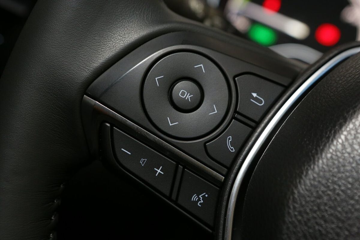 2024 Toyota Camry SX AXVH70R