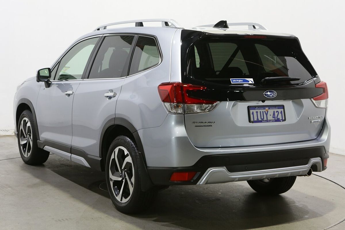 2024 Subaru Forester Hybrid S S5