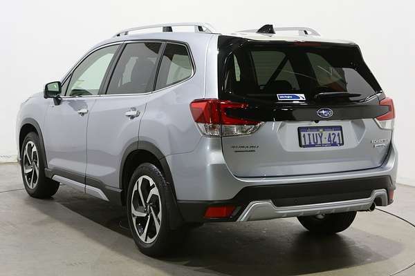 2024 Subaru Forester Hybrid S S5