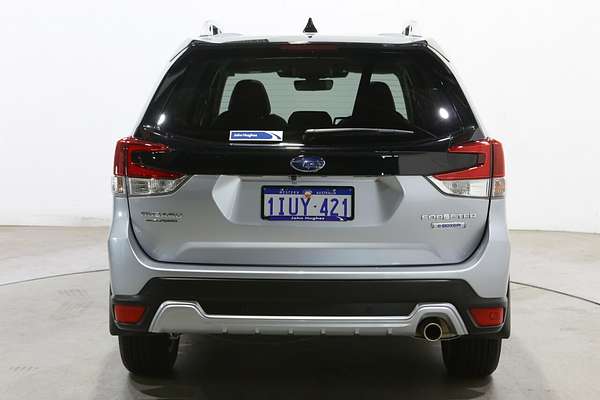 2024 Subaru Forester Hybrid S S5