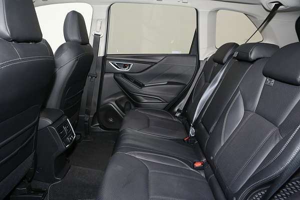 2024 Subaru Forester Hybrid S S5