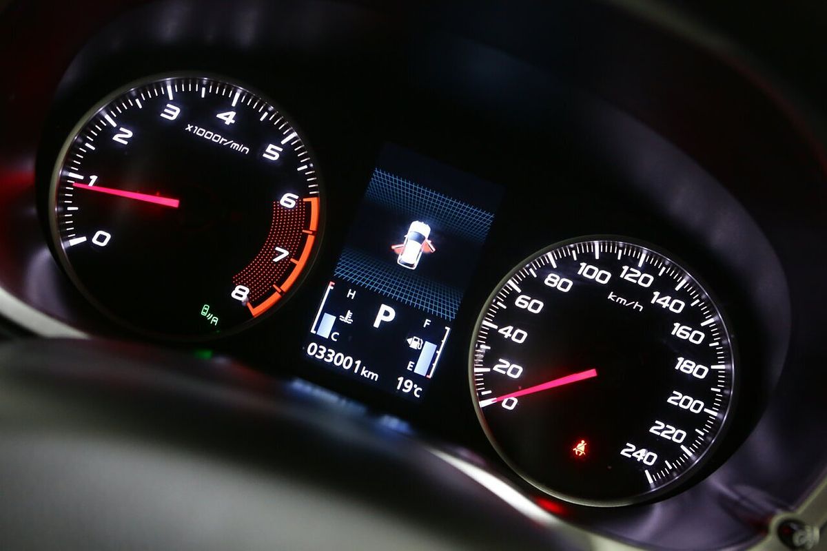 2023 Mitsubishi Eclipse Cross Exceed YB