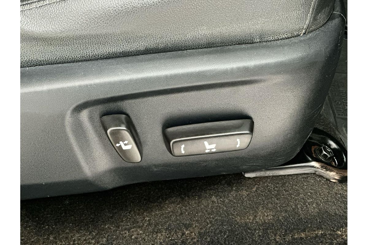 2019 Toyota Hilux Rugged X GUN126R 4X4