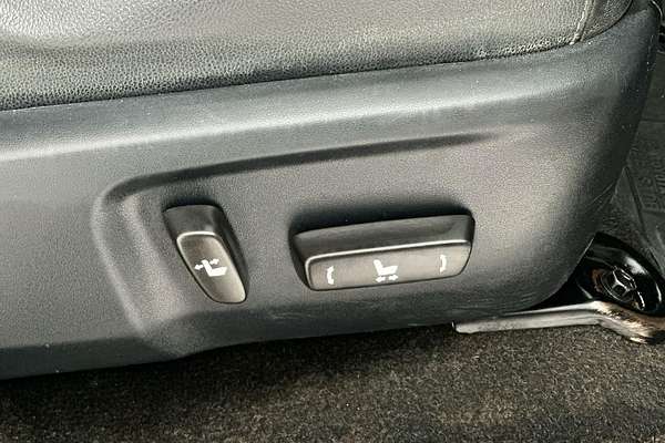 2019 Toyota Hilux Rugged X GUN126R 4X4