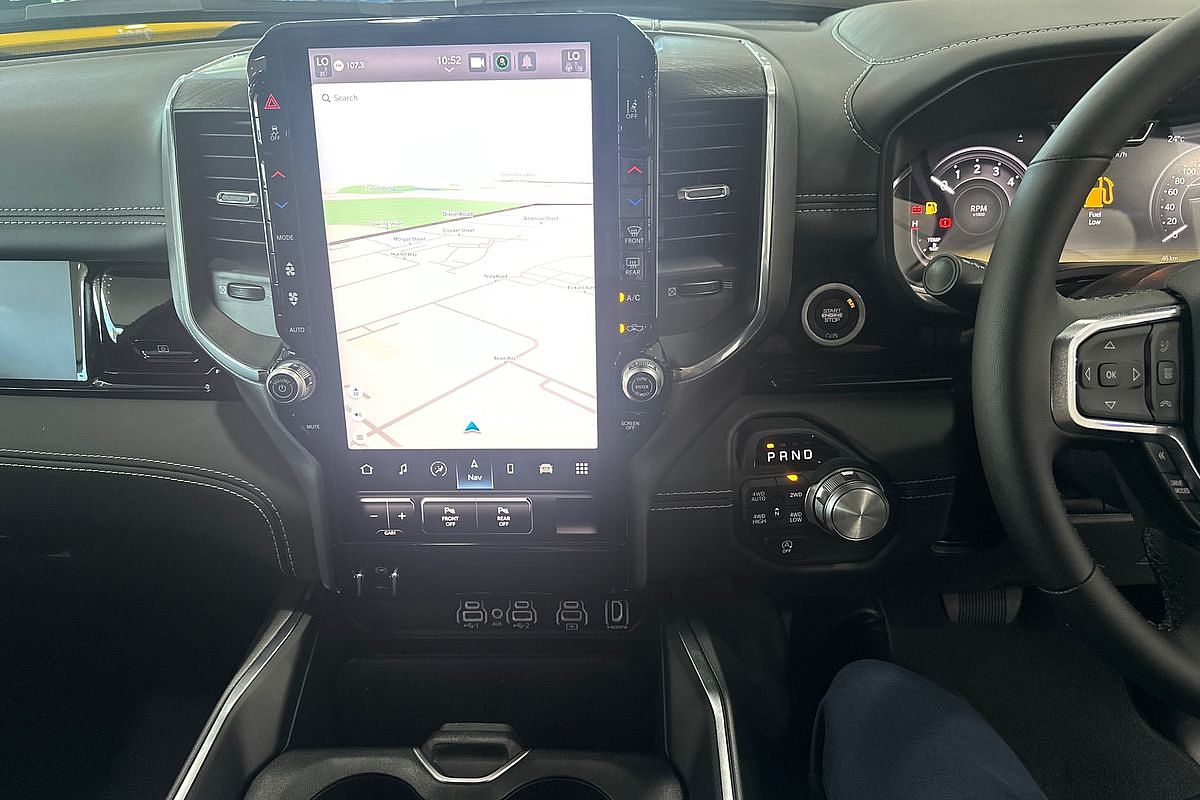 2025 RAM 1500 Laramie Sport Hurricane SO RamBox DT 4X4 SWB