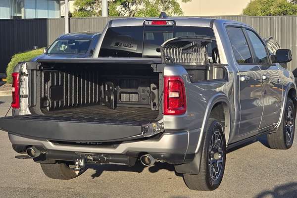 2025 RAM 1500 Laramie Sport Hurricane SO RamBox DT 4X4 SWB