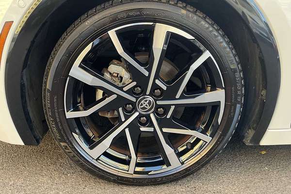 2024 Toyota Prius XSE Premium