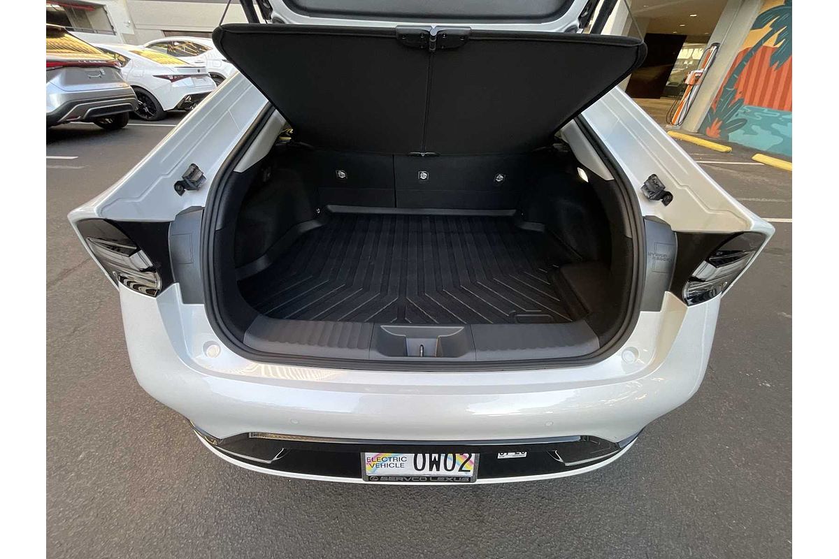 2024 Toyota Prius XSE Premium