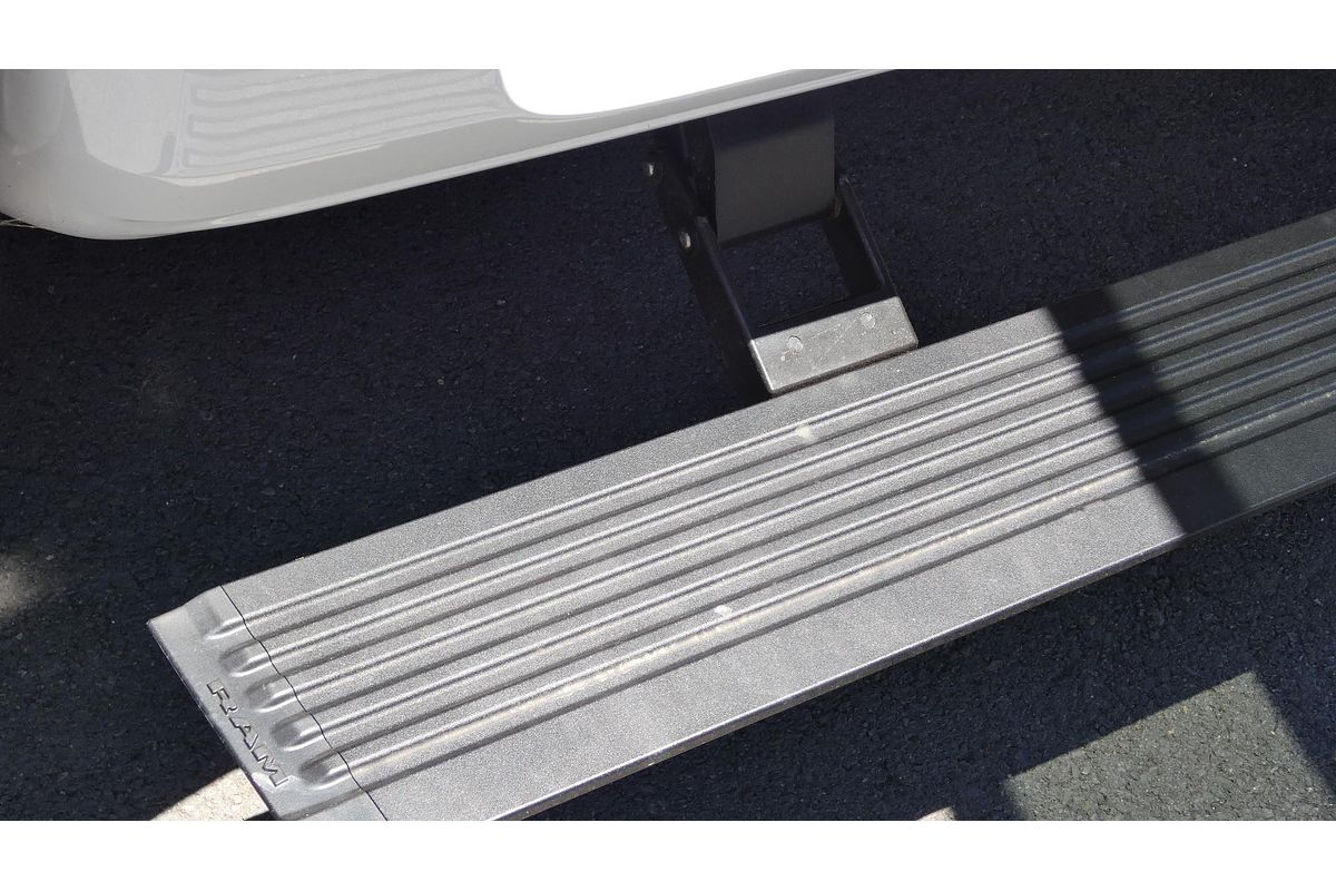 2023 RAM 1500 Laramie Sport RamBox DT 4X4 SWB