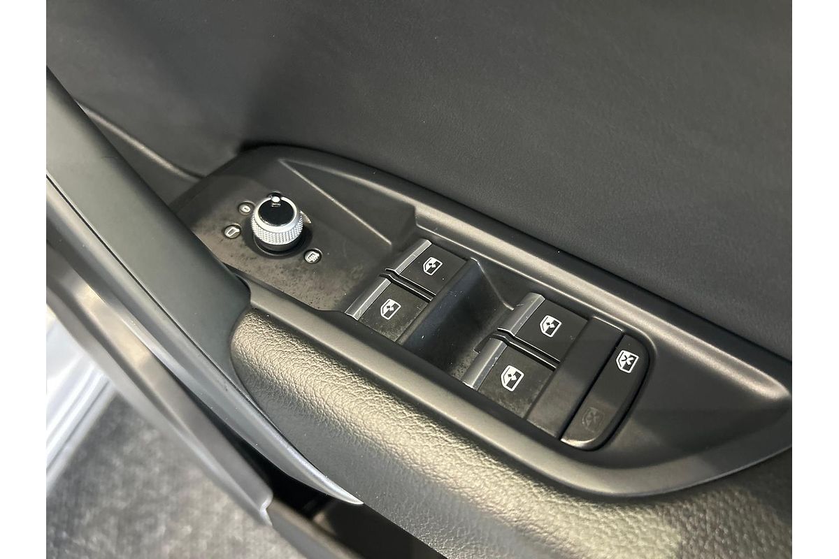 2023 Audi Q5 35 TDI FY