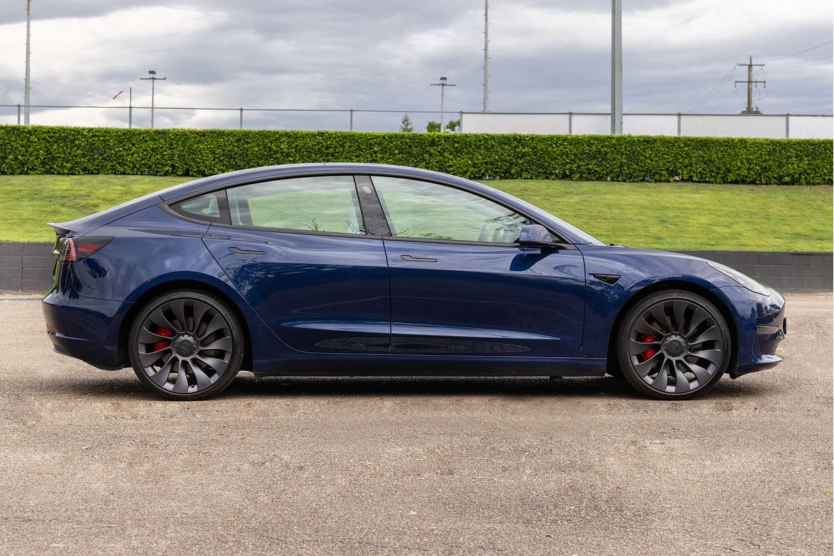 2022 Tesla Model 3 Performance