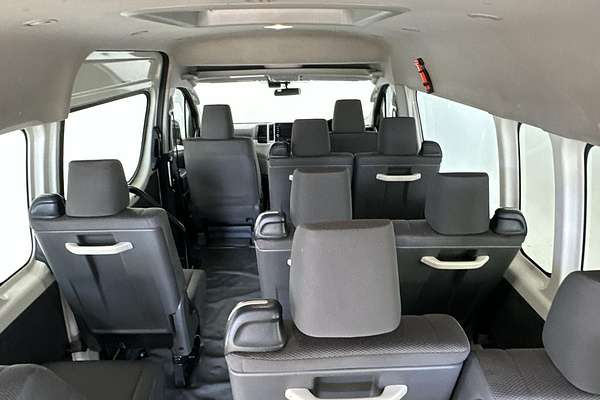 2020 Toyota Hiace Commuter GDH322R ELWB High Roof