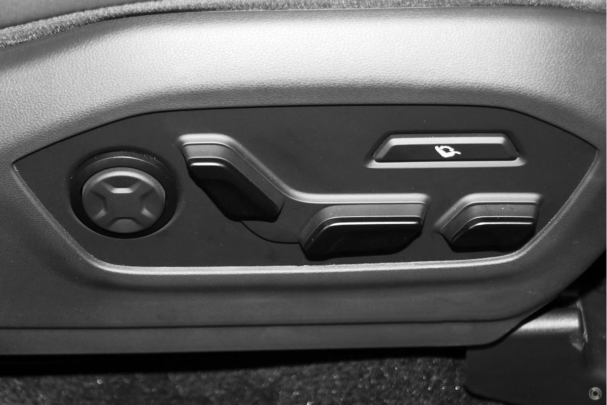 2025 Hyundai Santa Fe Hybrid Calligraphy MX5.V2