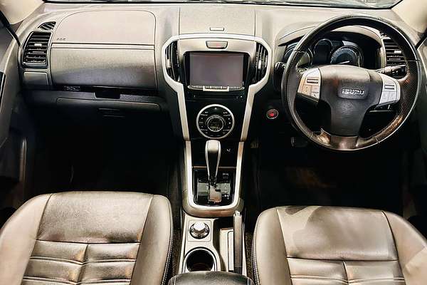 2020 Isuzu MU-X LS-T