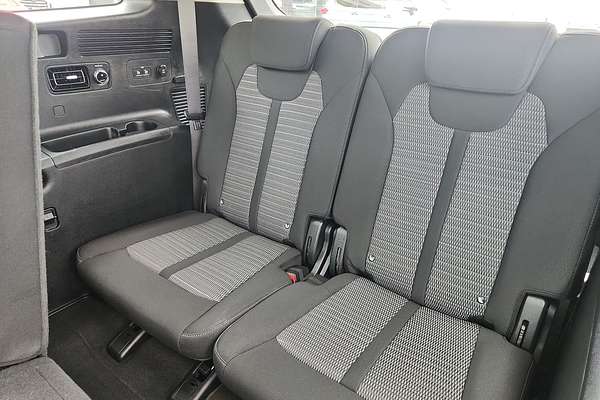 2022 Kia Sorento Sport MQ4