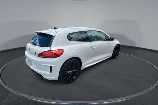 2017 Volkswagen Scirocco R Wolfsburg Edition 1S