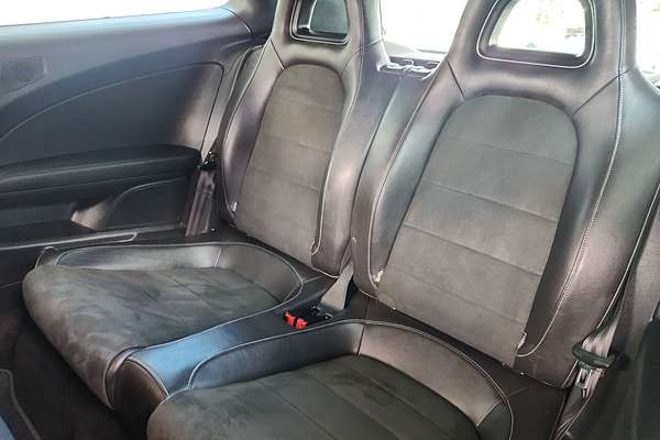 2017 Volkswagen Scirocco R Wolfsburg Edition 1S