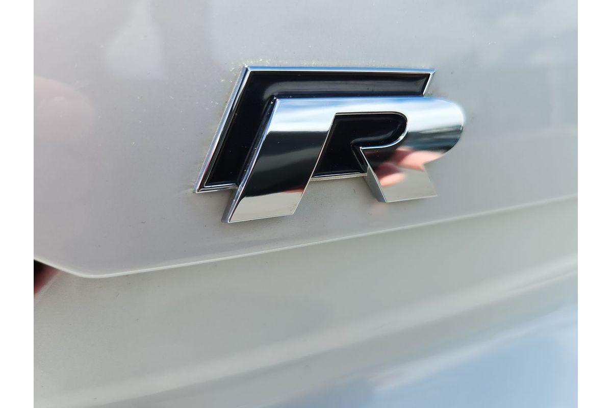 2017 Volkswagen Scirocco R Wolfsburg Edition 1S