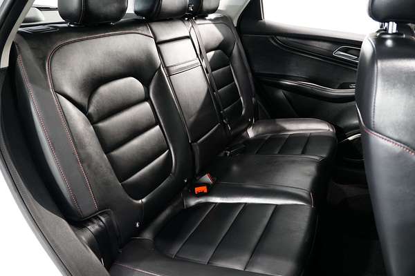 2024 MG HS Vibe SAS23