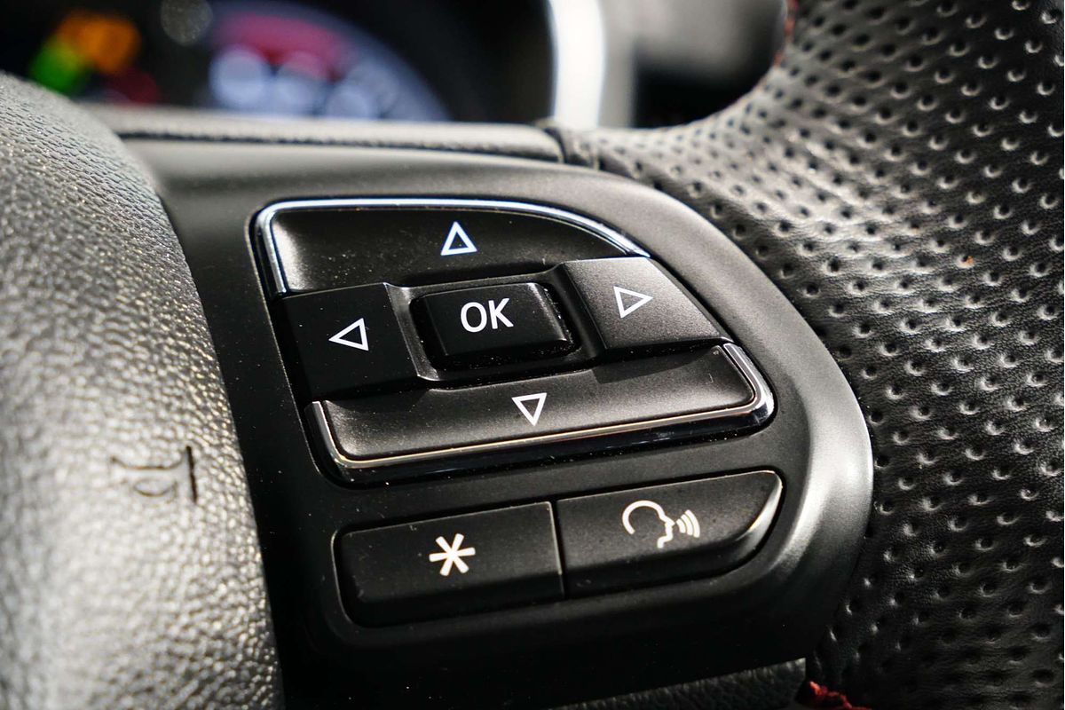 2024 MG HS Vibe SAS23