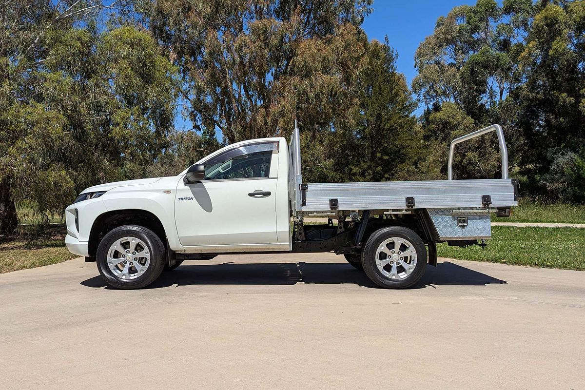 2019 Mitsubishi Triton GLX MR Rear Wheel Drive