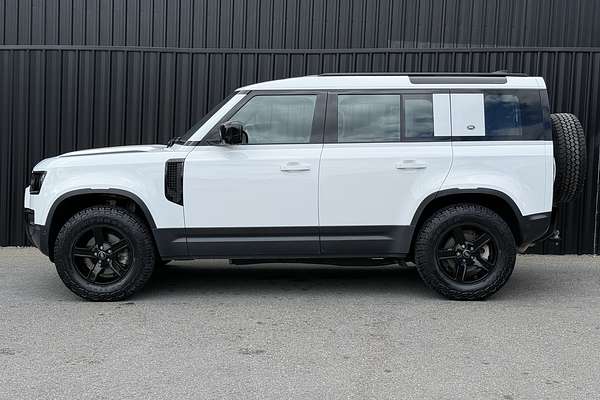 2022 Land Rover Defender 110 P300 L663