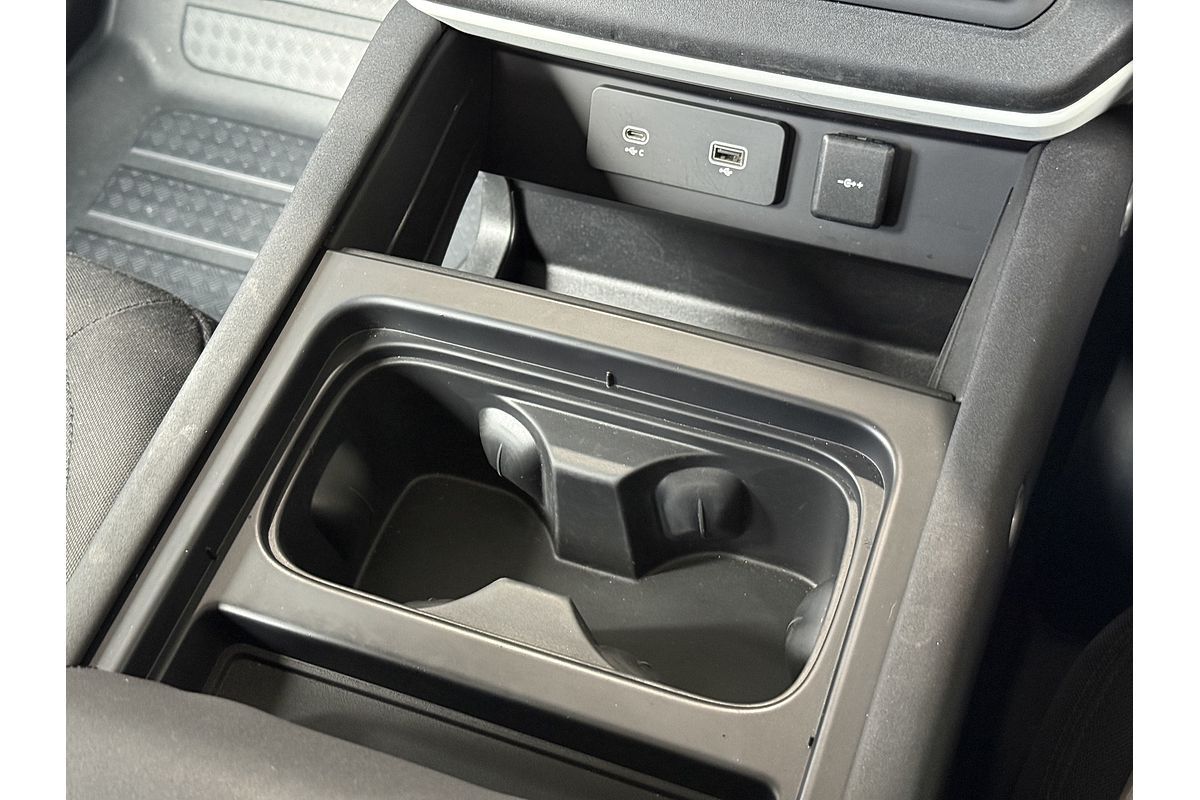 2022 Land Rover Defender 110 P300 L663