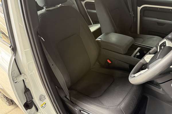 2022 Land Rover Defender 110 P300 L663