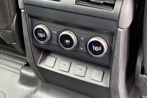 2022 Land Rover Defender 110 P300 L663