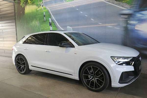 2023 Audi Q8 50 TDI