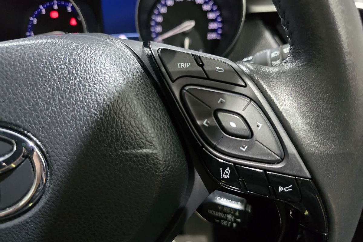 2023 Toyota C-HR GXL NGX10R