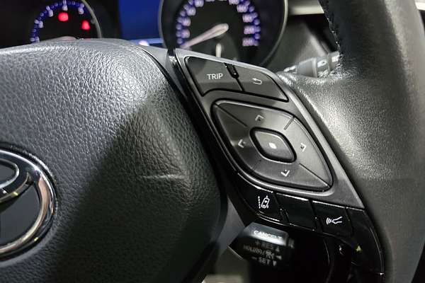 2023 Toyota C-HR GXL NGX10R