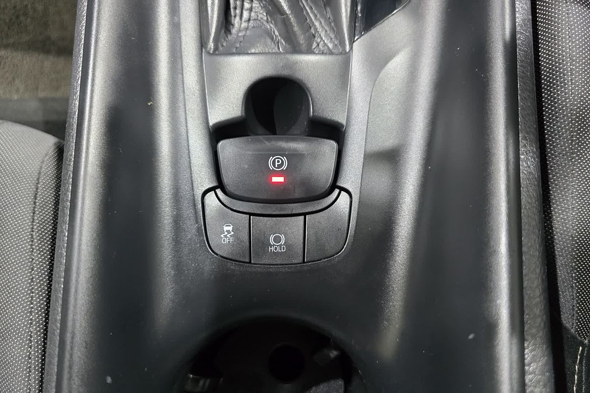 2023 Toyota C-HR GXL NGX10R