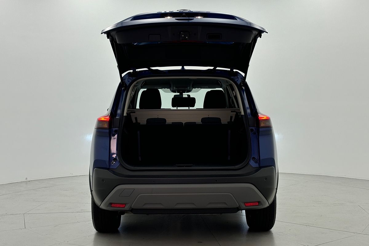 2024 Nissan X-TRAIL ST T33