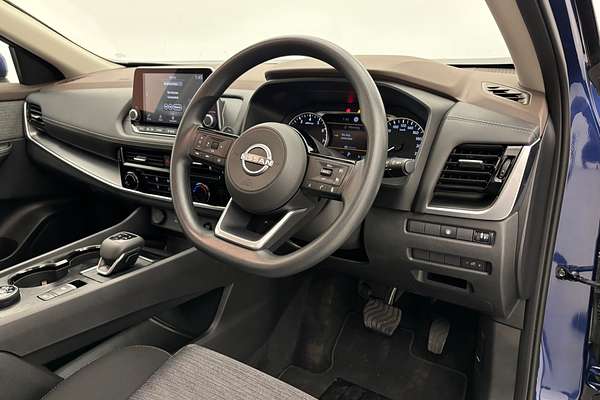 2024 Nissan X-TRAIL ST T33