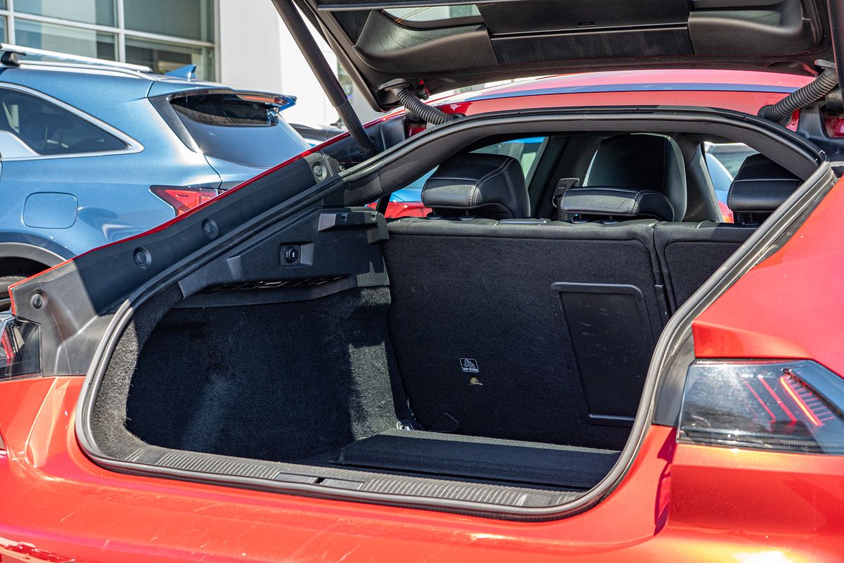 2022 Peugeot 508 GT R8